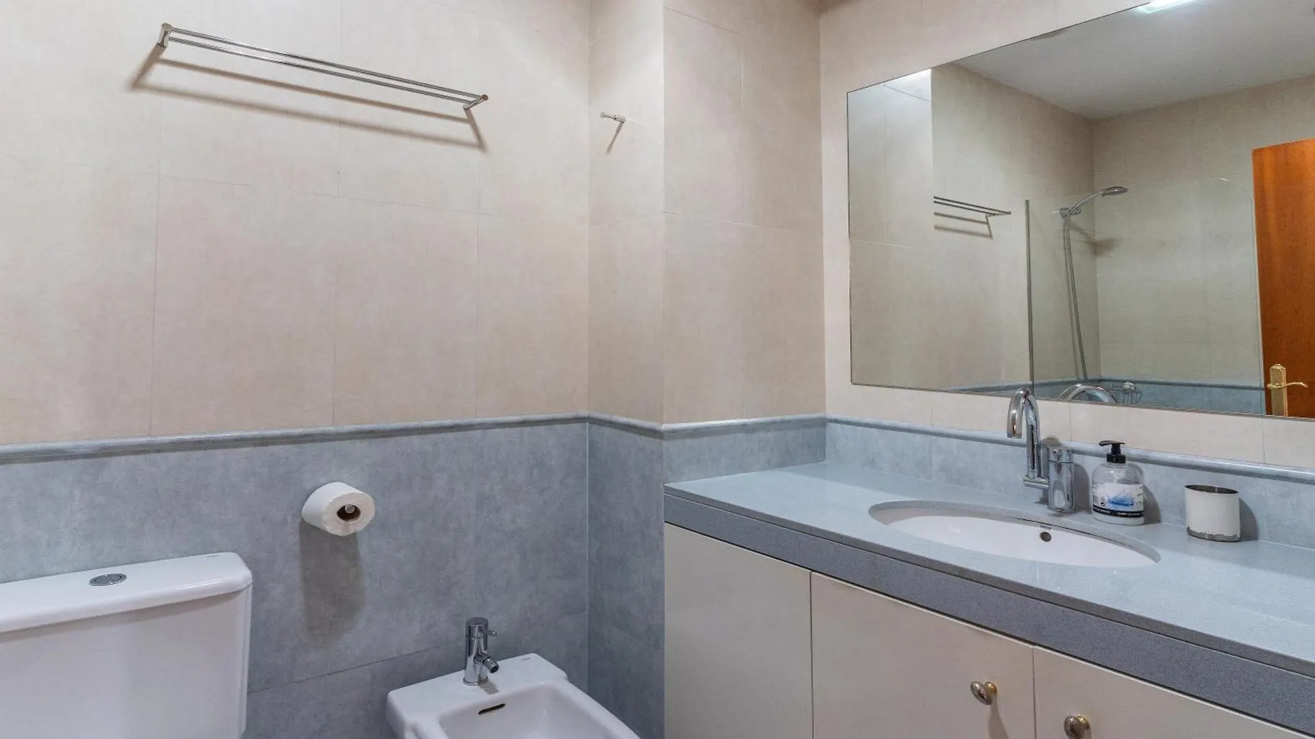 Centrico Apartamento Con Terraza Barcelona Appartement