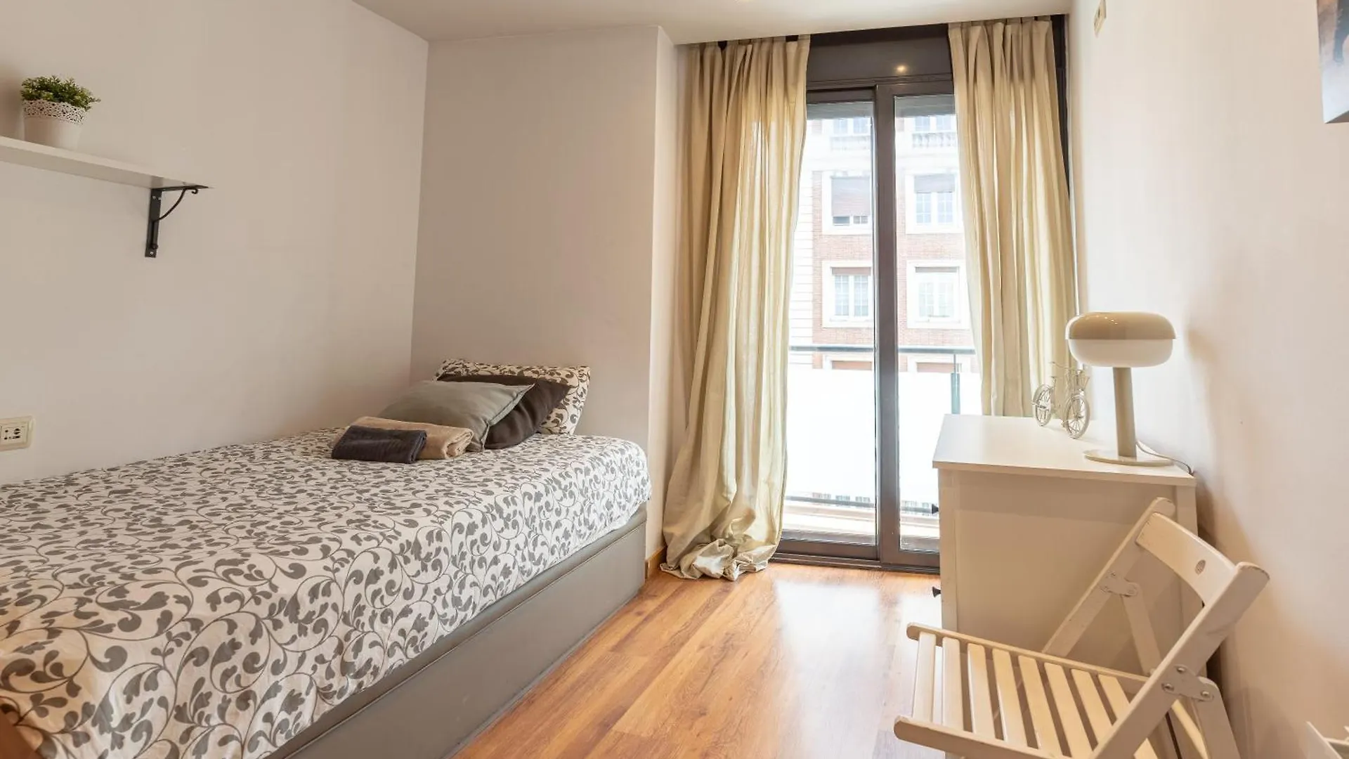 Centrico Apartamento Con Terraza Barcelona Spanje