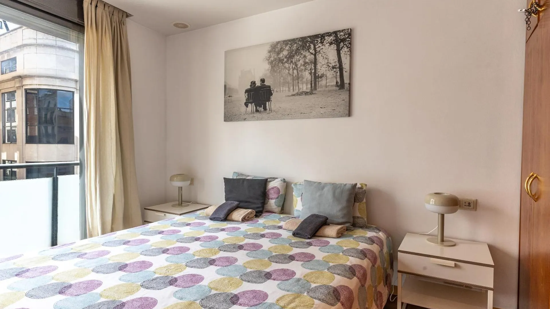 Centrico Apartamento Con Terraza Barcelona